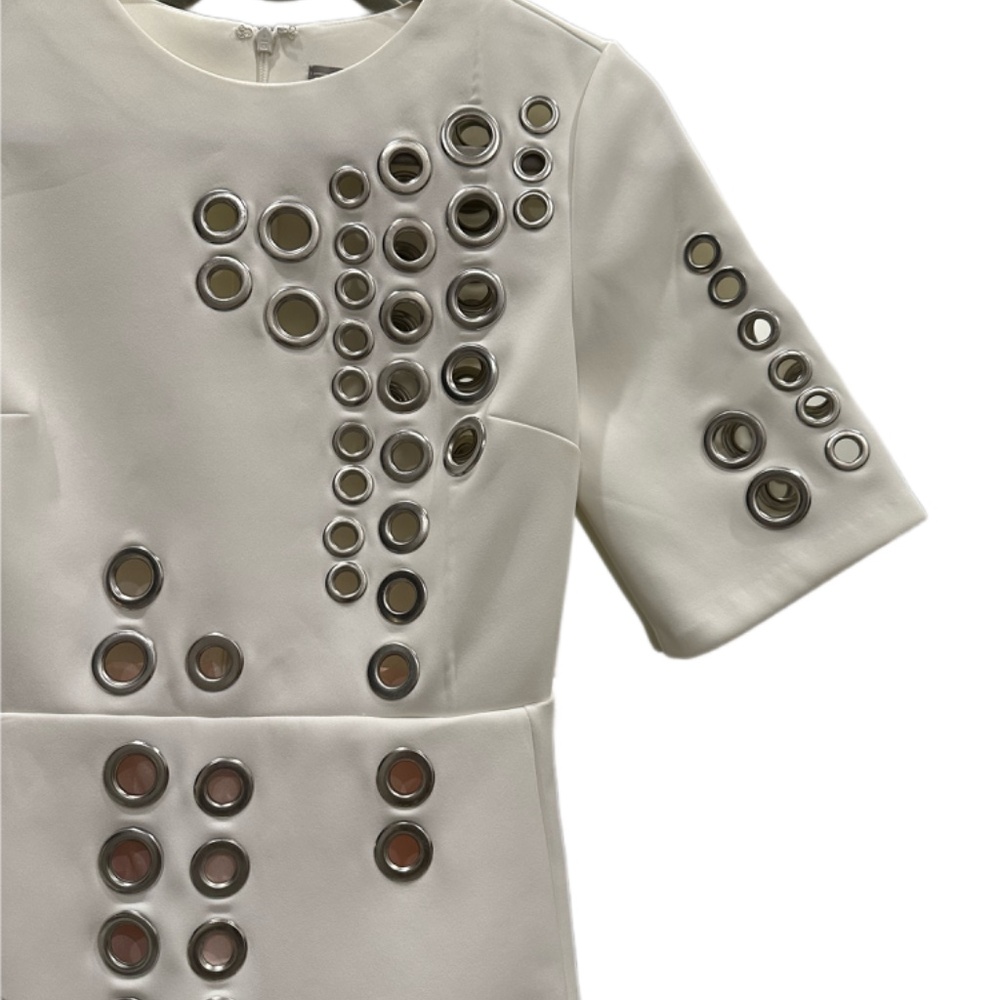 ASOS London - Picture 2 of 4